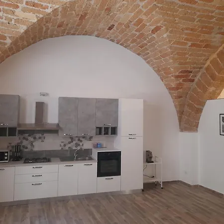 Arco House *